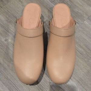 J. Crew Women's Nude Leather Mules Size 9 Like New